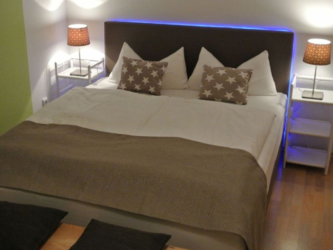 Room 5, Kiesenberg 9 Comfortable Holiday Residence, Schwandorf