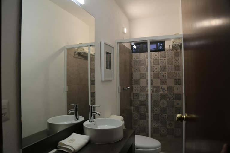 Others 3, Casa Massima Hotel, León