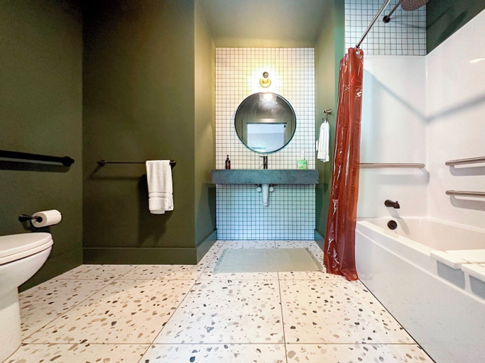 Bathroom 2