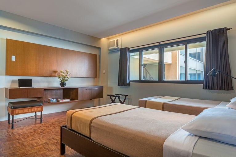 Bedroom 13