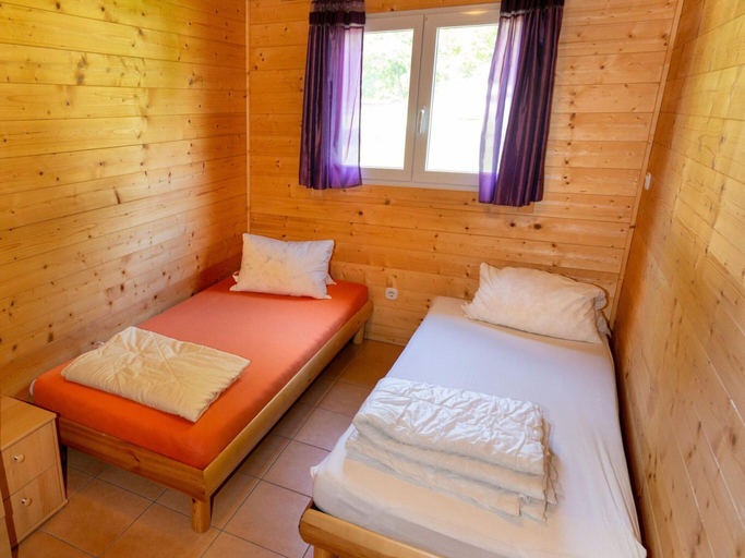 Bedroom 2, Bungalow in Bodensdorf Near Gerlitzen Ski Area, Feldkirchen