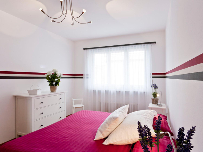 Bedroom 2, Apartment Junior Suite-12 by Interhome, Locarno