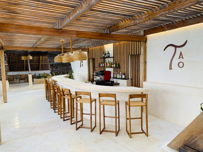 Food & Drinks 3, Tao Resort Madagascar, Diana