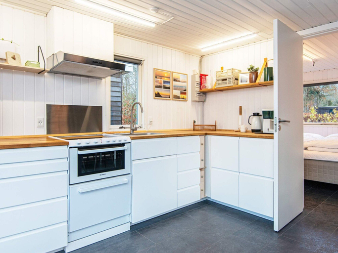 Private kitchen 5, 6 Person Holiday Home in Ronde, Syddjurs