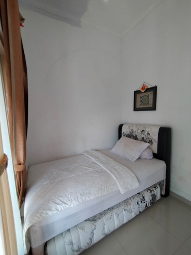 Bedroom 2, Villa Mutiara F14, Malang