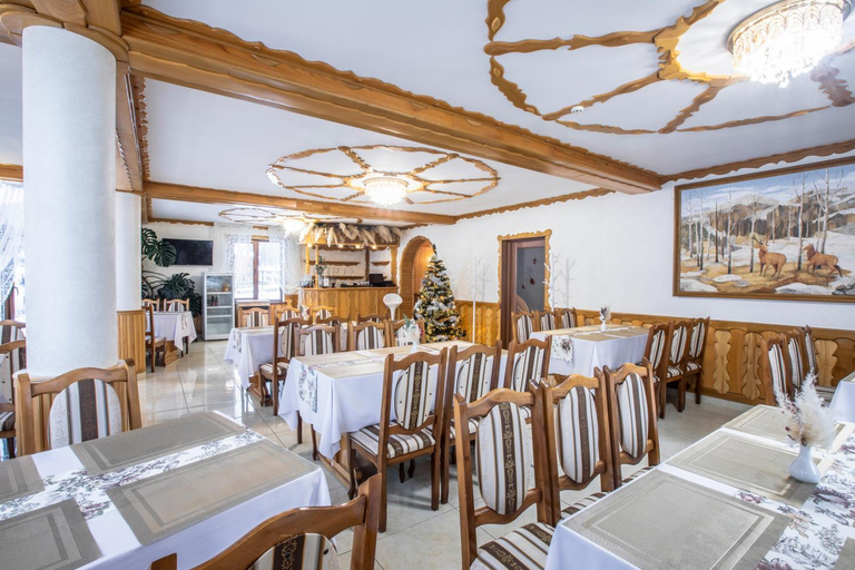 Food & Drinks 4, Sadyba u Halyny, Nadvirnians'kyi