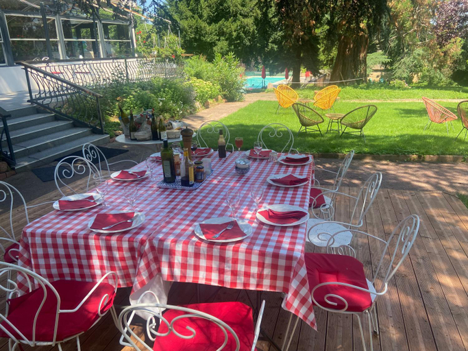 Food & Drinks 4, Chateau de Breuil en Beaujolais, Rhône