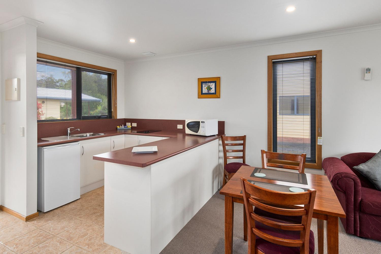 Others 5, Marsden Court Apartments, West Coast