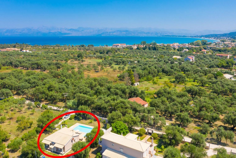 Others 4, Villa Popi, Ionian Islands