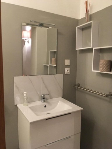 Bathroom 3, Les 2 grives - auberge restaurant, Alpes-de-Haute-Provence