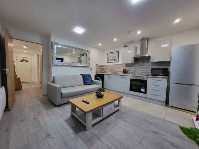 Others 5, Central Garden Apartments Liverpool, Sefton