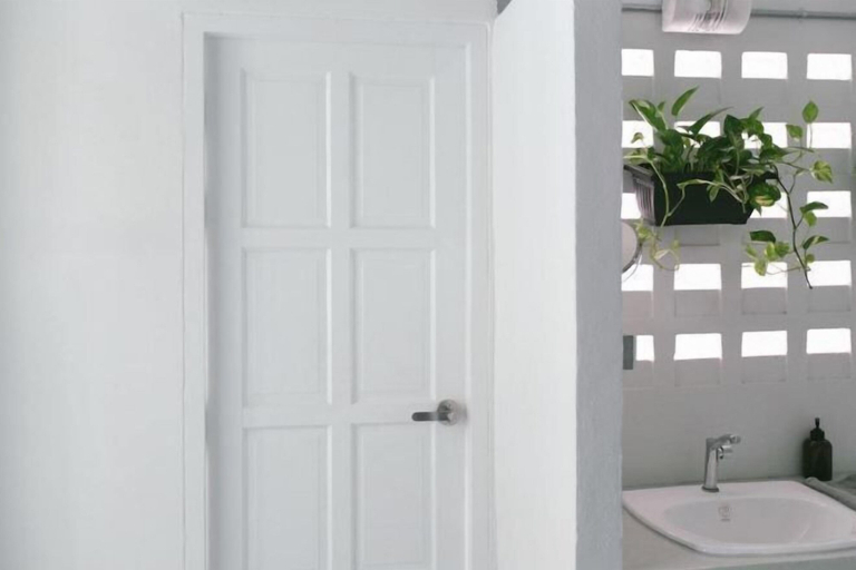Bathroom 14