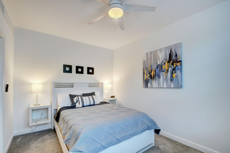 One Bedroom In Amazing Condobeach Pass Included!, Palm Beach