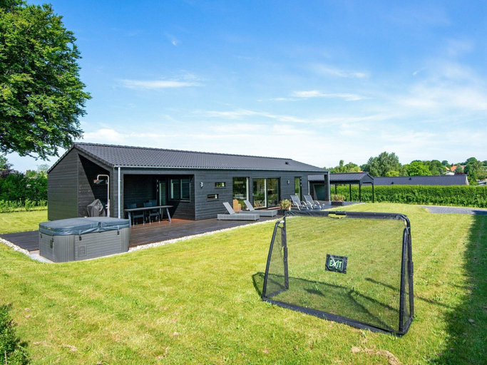 Exterior & Views 1, 5 Star Holiday Home in Hejls, Kolding