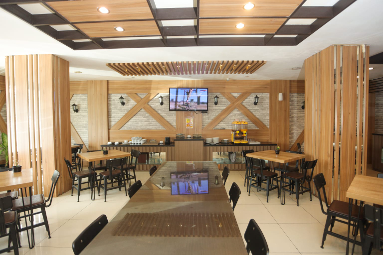 Food & Drinks 4, Grand Palace Hotel, Makassar