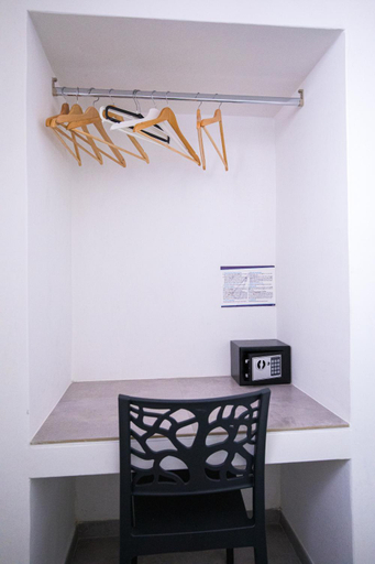 Others 5, Donnosanto Residence Pantanagianni, Brindisi