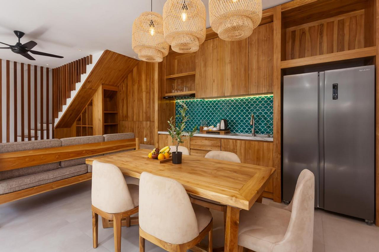 Dining Room 2
