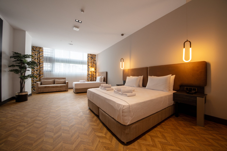 Bedroom 4, V Center Hotel, Yomra