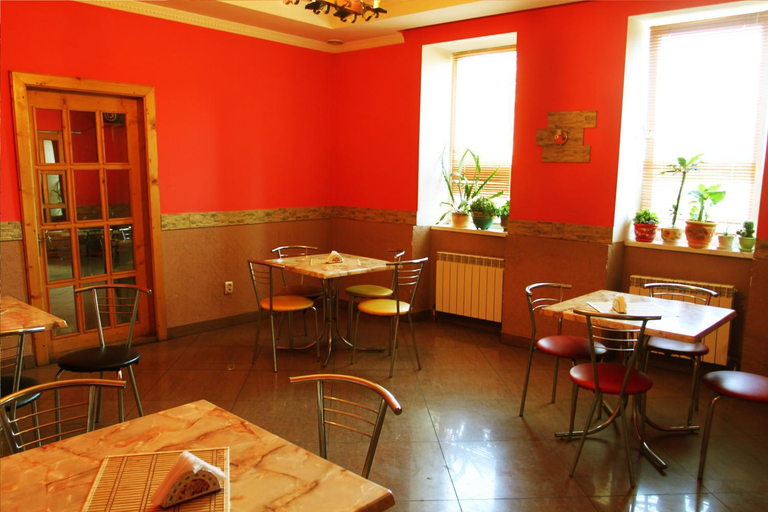 Food & Drinks 2, Eco Centr Zrub, Mizhhirs'kyi