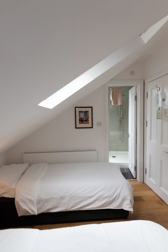 Bedroom 4, EBS London Stay, London