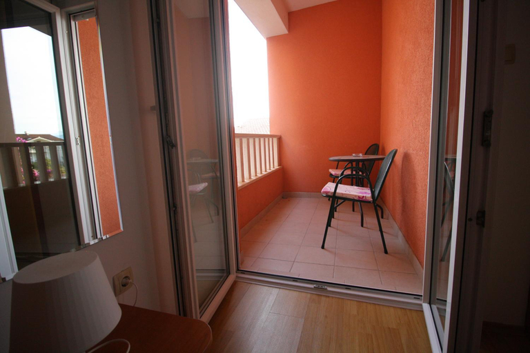 Others 5, Apartments Knezovic, Gradac