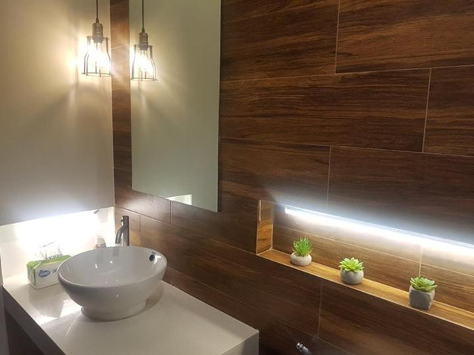 Bathroom 4, Andeo Suites, Angeles City