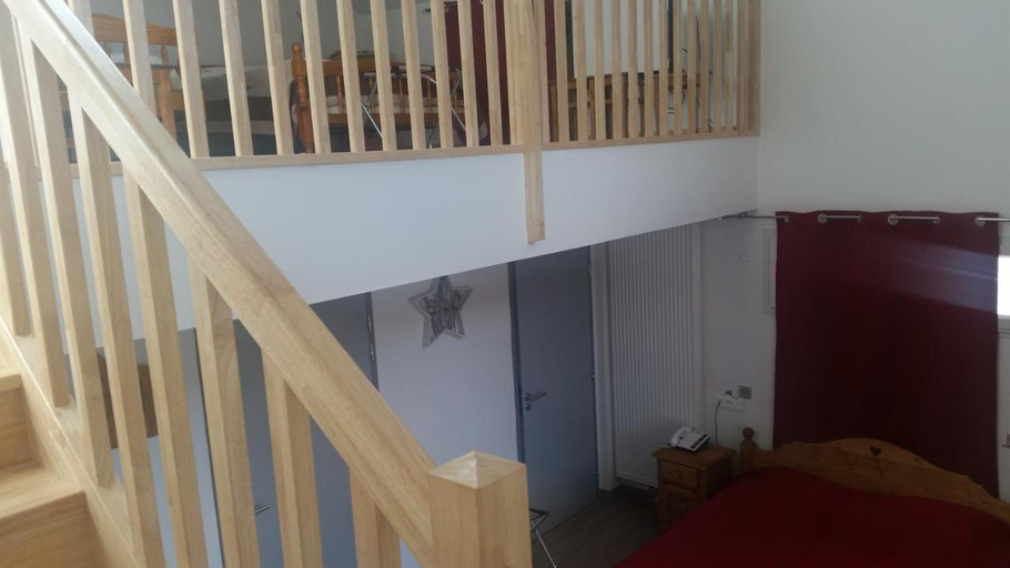 Others 5, Logis Hotel Le Yeti, Jura