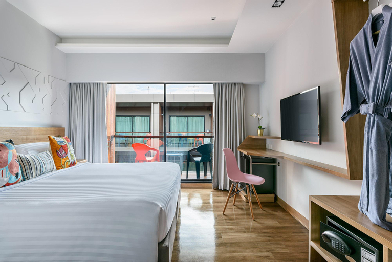 Bedroom 28