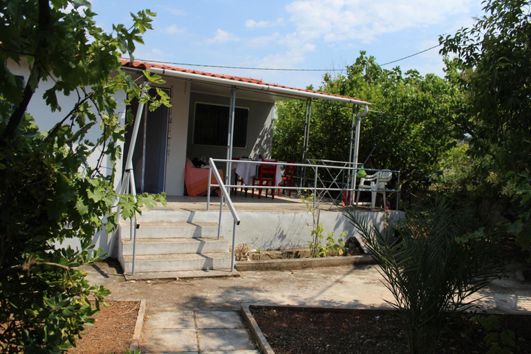 Others 3, Surfers' Cottage, Attica