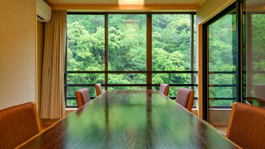 Meeting Room 8