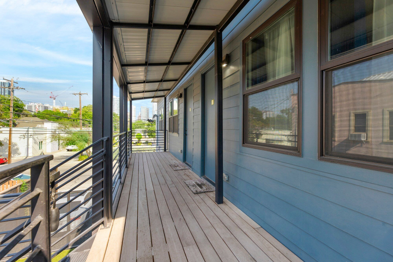 Others 5, 2-Bedroom East Austin Condo-Free Parking, Travis
