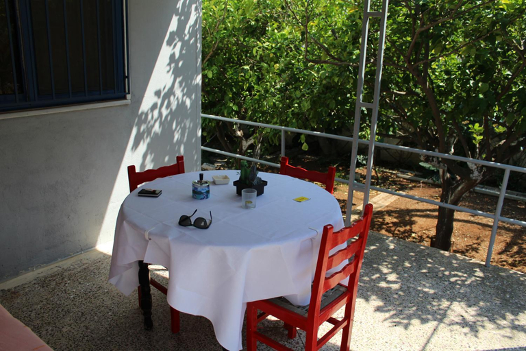 Others 4, Surfers' Cottage, Attica