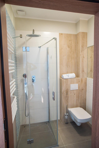 Bathroom 4, Dom Wypoczynkowy Simurg, Nowy Dwór Gdański