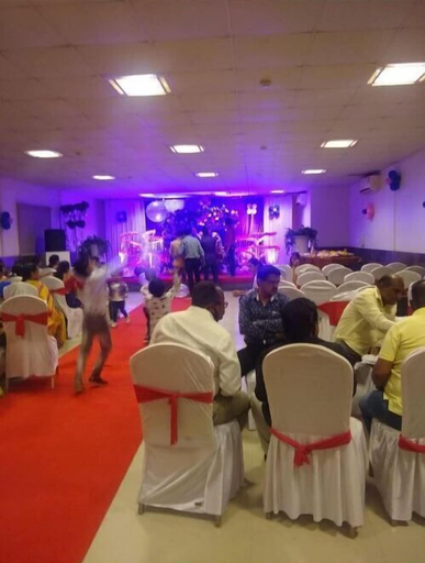 Food & Drinks 5, The Byke Suresh Plaza, Nashik