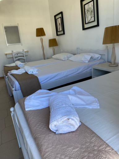 Bedroom 4, Popi Studios, South Aegean