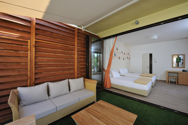 Bedroom 3, Club Agia Anna, Central Greece