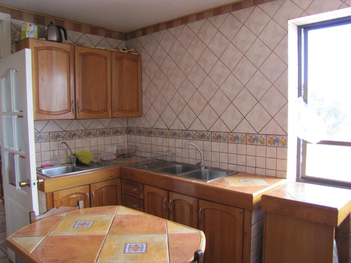 Others 5, Hostal Antumulen, Cardenal Caro