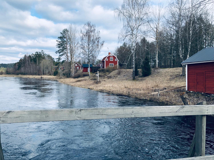 Others 5, Cosy river house, Vetlanda