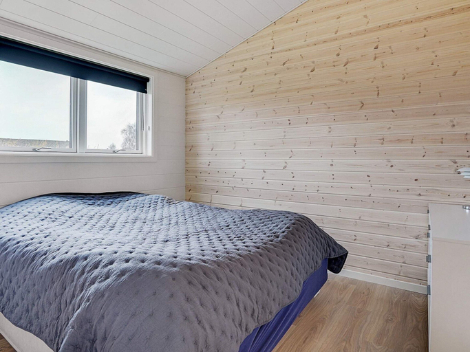 Bedroom 2, 5 Star Holiday Home in Hejls, Kolding