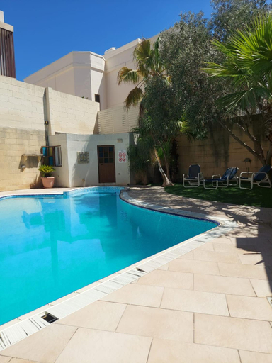 Sport & Beauty 2, Fully AC, 4 Bed. detached property with pool