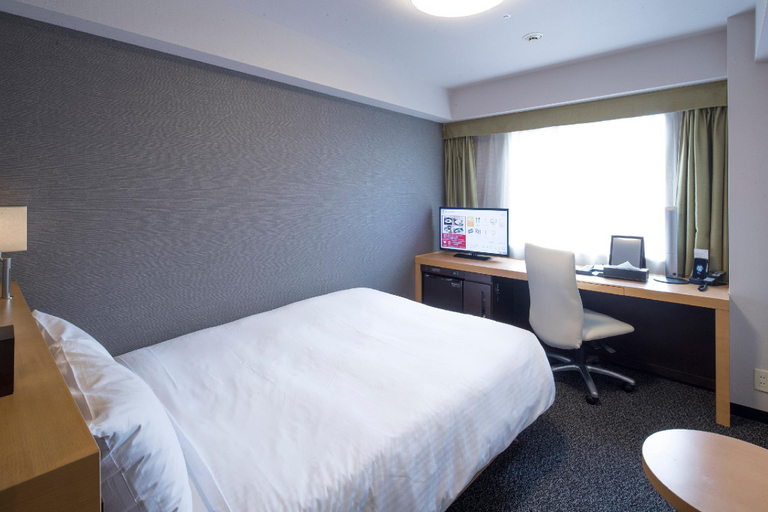 Bedroom 12