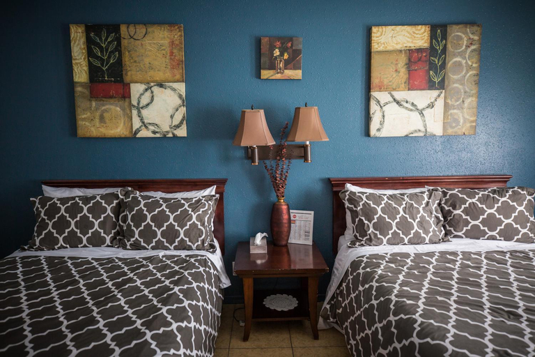 Bedroom 2, Squirrel Tree Resort Leavenworth WA, Chelan