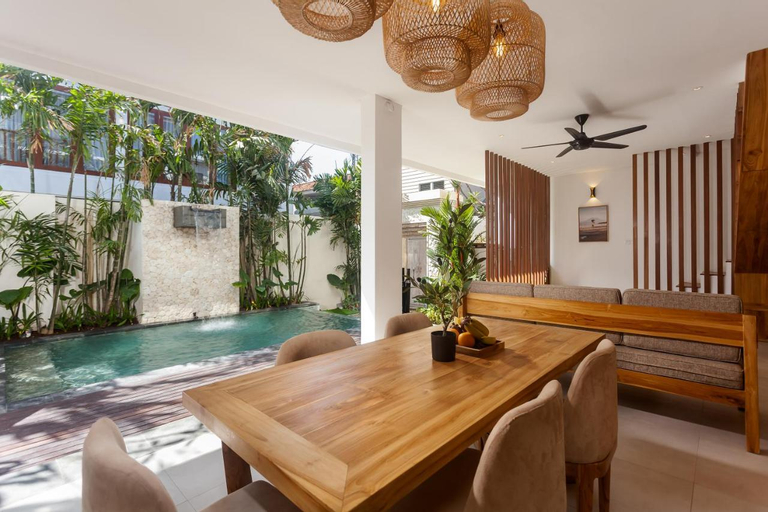 Dining Room 1