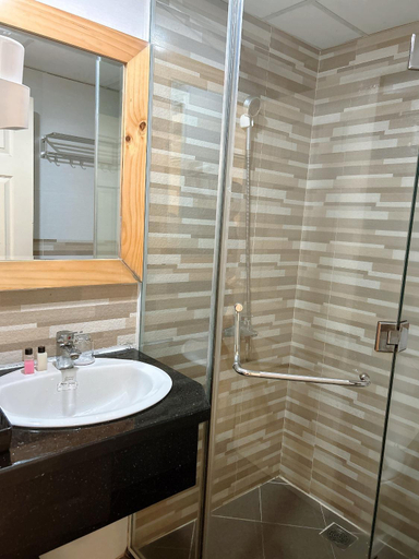 Bathroom 5, ROYAL HOTEL., Gò Vấp