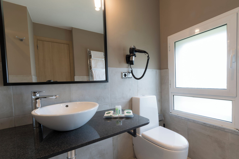 Bathroom 4, Hotel Avenida Coruña, A Coruña