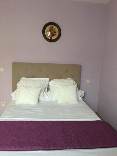Bedroom 3, HOTEL DU CYGNE DE LA CROIX BLANCHE, Loiret