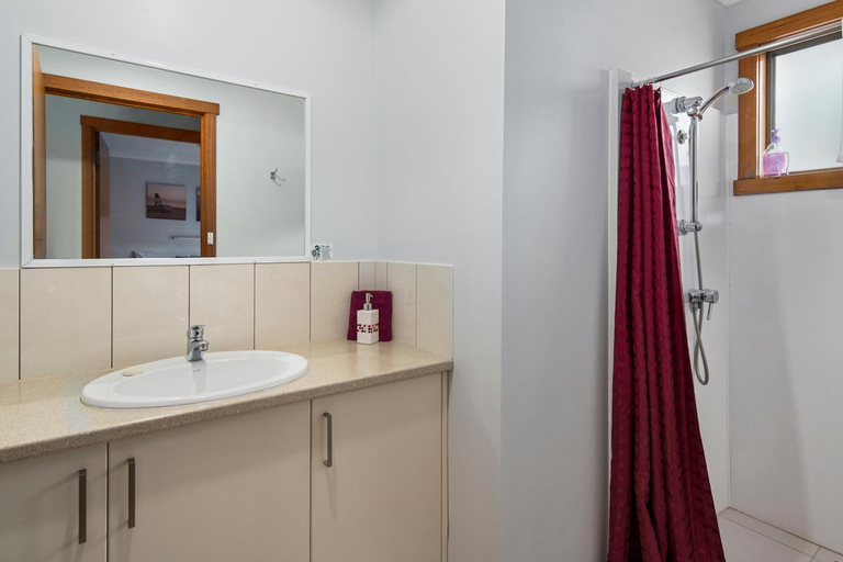Bathroom 3, Marsden Court Apartments, West Coast