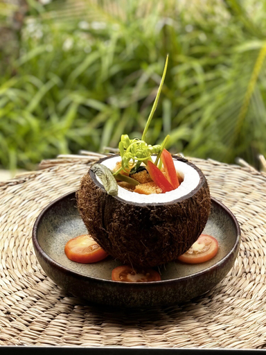 Food & Drinks 5, Tao Resort Madagascar, Diana