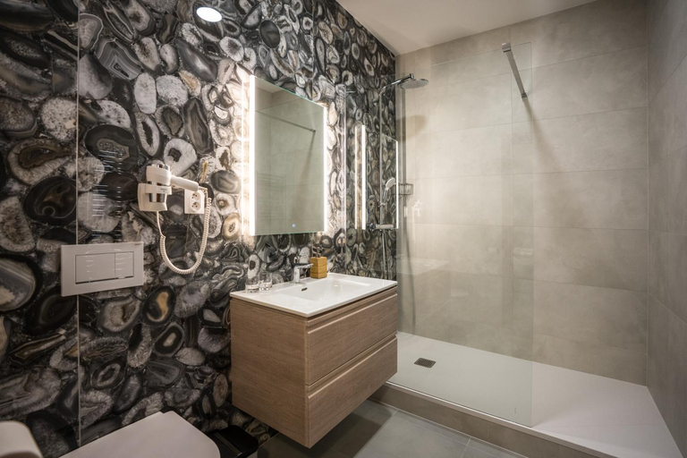 Others 5, Hotel Somka, Sabinov