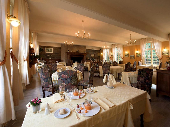 Food & Drinks 5, Auberge De La Forêt, Nord
